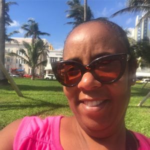 Meet your Posher, Robin